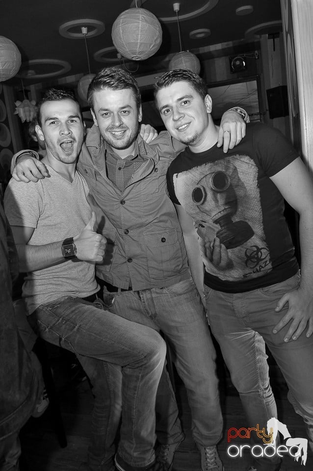Party în Juice, Juice