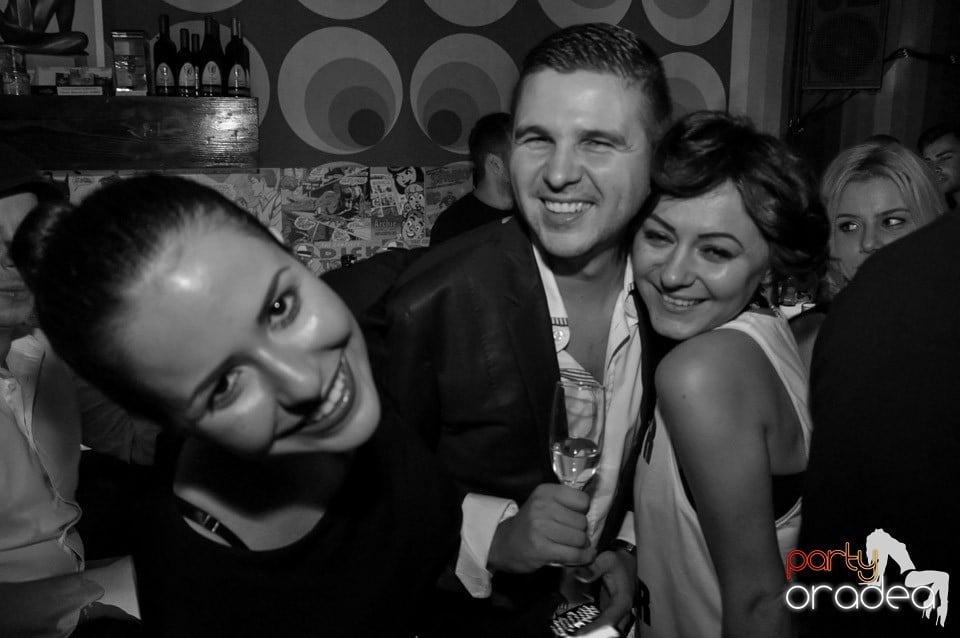 Party în Juice, Juice