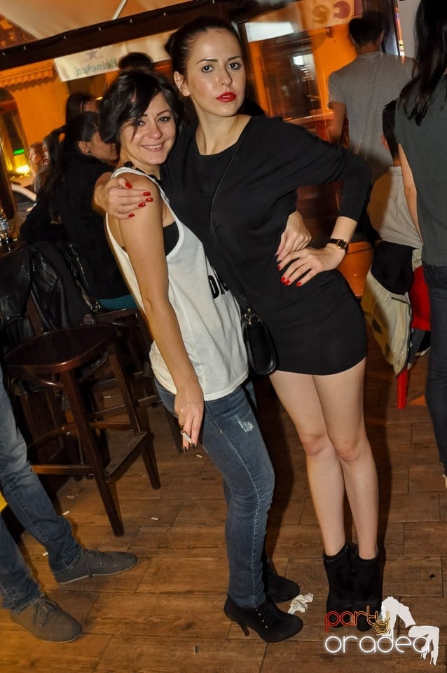 Party în Juice, Juice