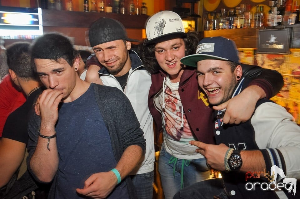 Party în Juice, Juice
