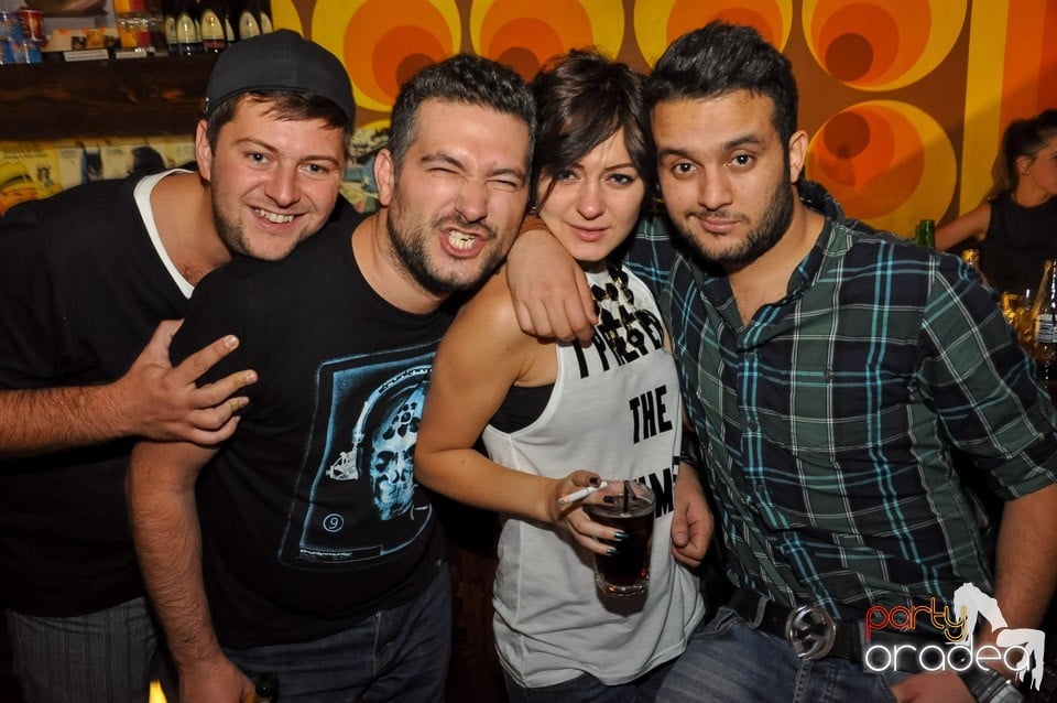 Party în Juice, Juice