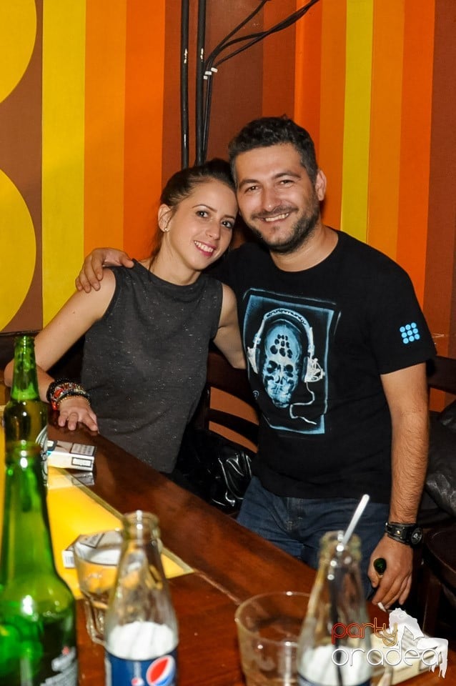 Party în Juice, Juice