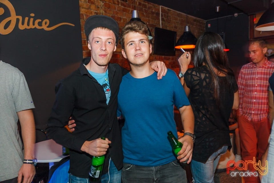 Party with Caveman, Juice