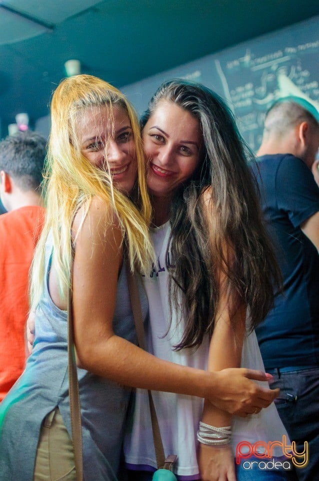Party with Coxxo, Juice