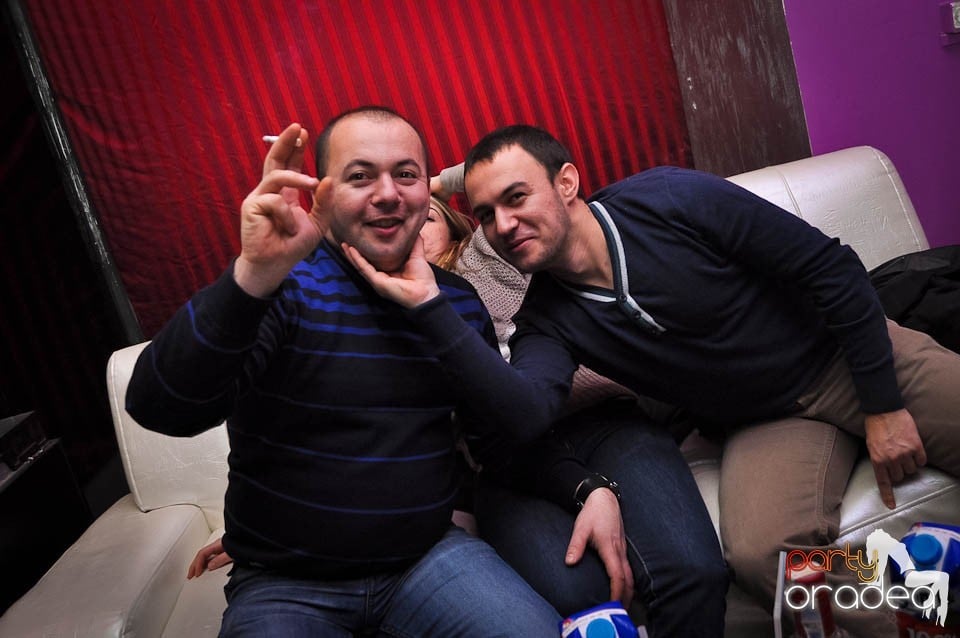 Petrecere cu DJ Mahony în Heat,