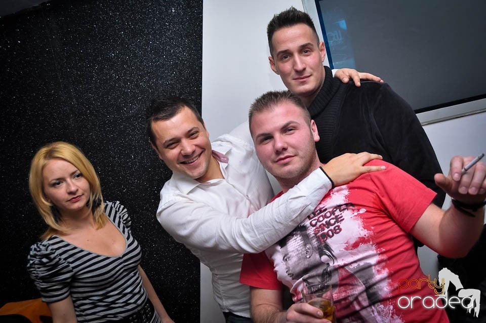 Petrecere cu DJ Mahony în Heat,