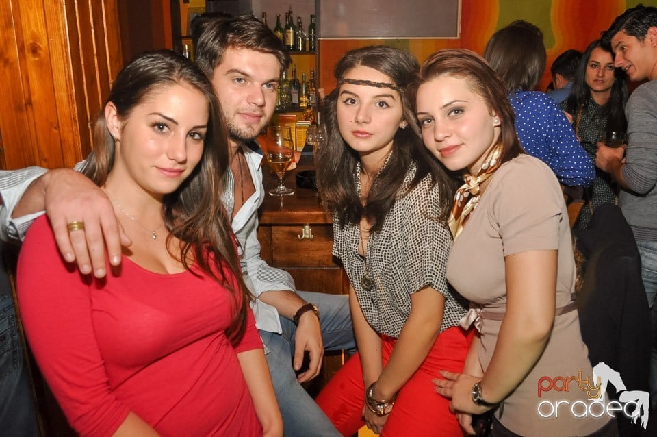 Sâmbătă seara în Juice, Juice