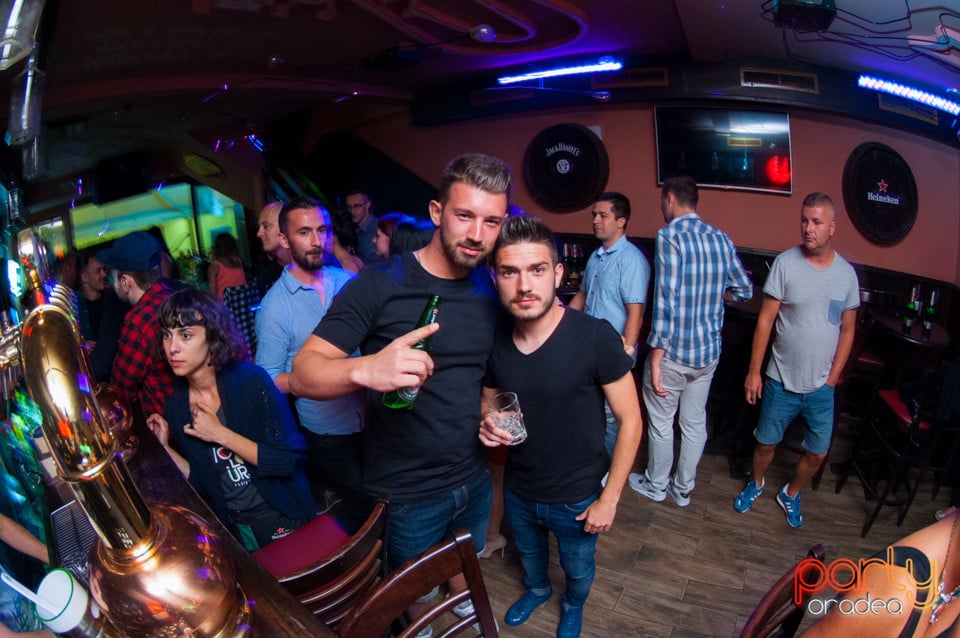 Sâmbătă seara la Edison Pub, 