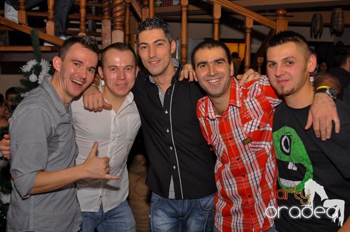 Saturday Night Disco Party, Zulu Caffe