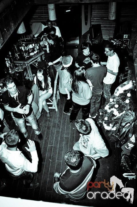 Saturday Night Disco Party, Zulu Caffe