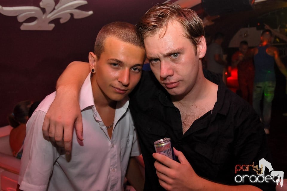 Saturday Night Party în Club Atti's, 