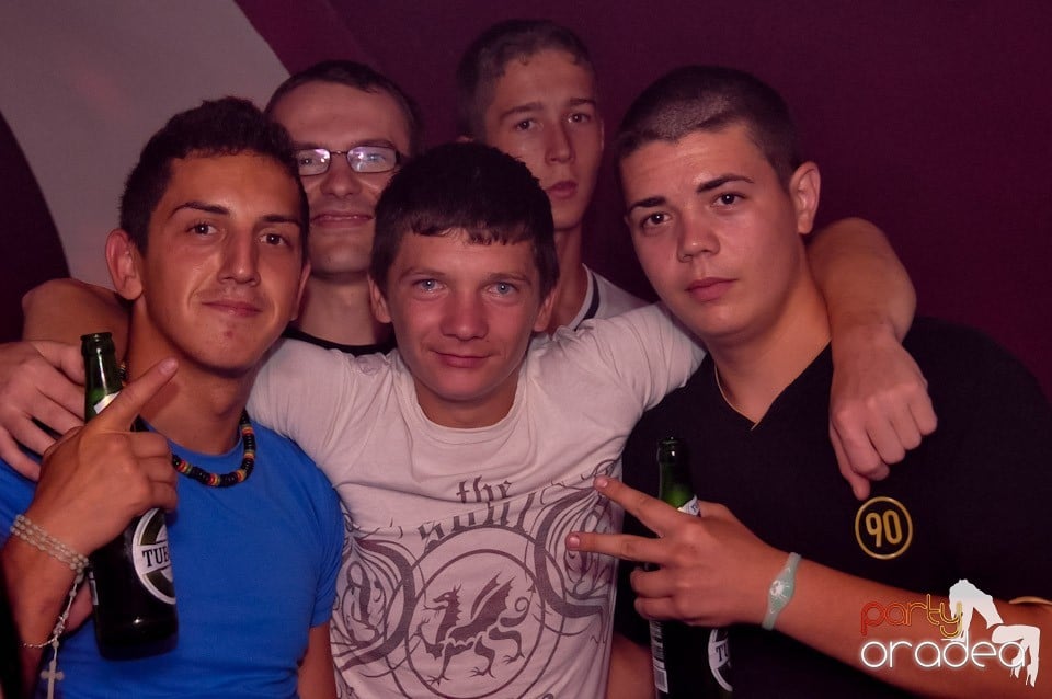 Saturday Night Party în Club Atti's, 