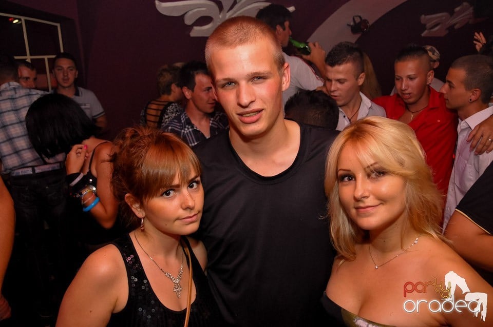 Saturday Night Party în Club Atti's, 