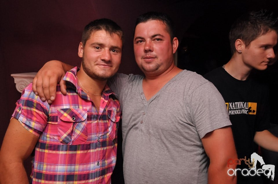 Saturday Night Party în Club Atti's, 