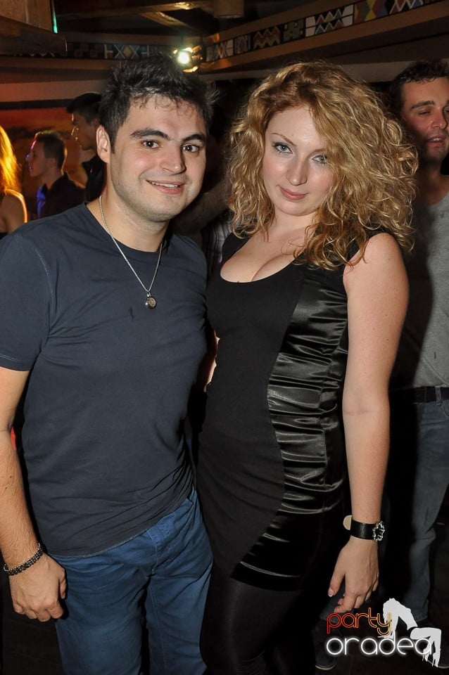 Saturday Night Party în Zulu, Zulu Caffe