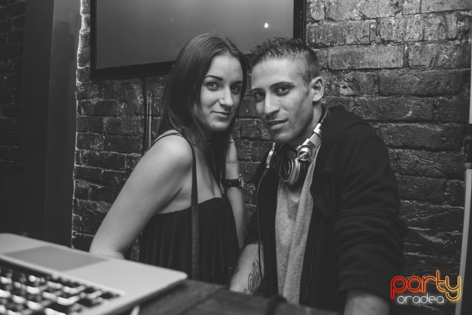 Saturday Night Party with DJ White, Juice