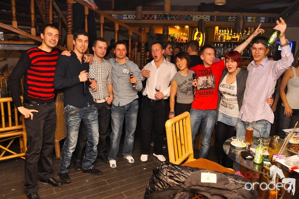 Seară cu karaoke în Zulu Caffe, Zulu Caffe