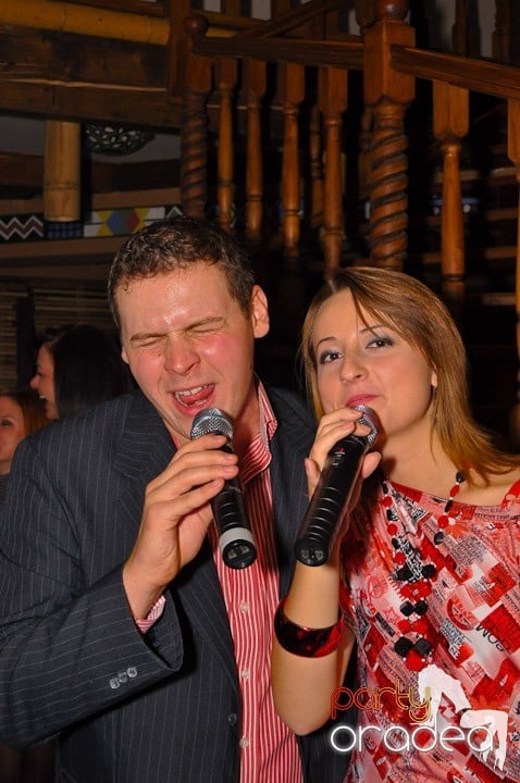 Seară cu karaoke în Zulu, Zulu Caffe