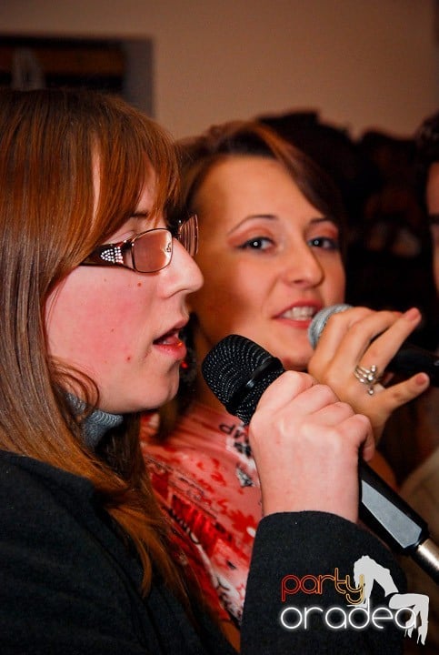 Seară cu karaoke în Zulu, Zulu Caffe