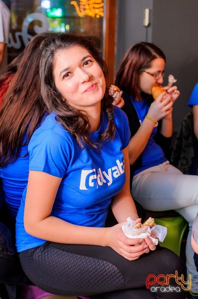 Student's Party, Juice