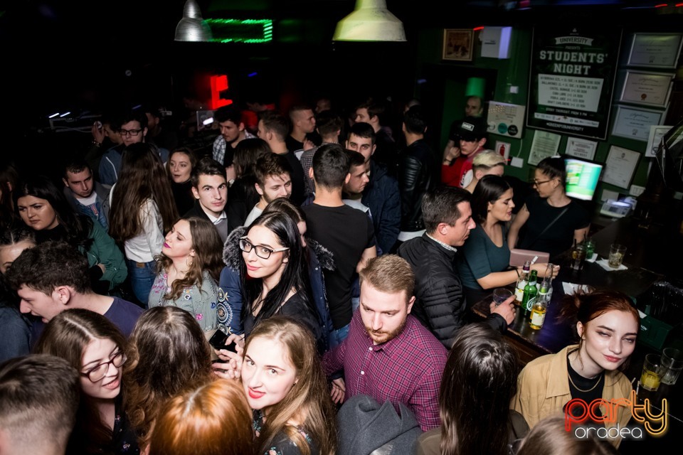 Students' Party, Green Pub