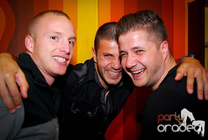 Un nou party în Juice, Juice