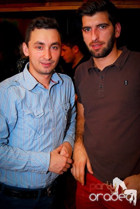 Un nou party în Juice, Juice