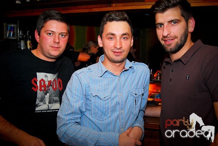 Un nou party în Juice, Juice