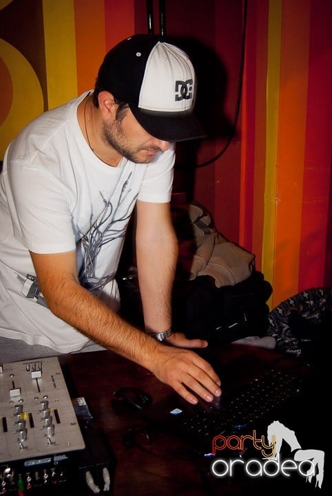 Un nou party în Juice, Juice