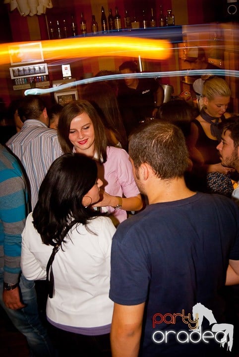 Un nou party în Juice, Juice