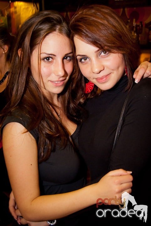 Un nou party în Juice, Juice