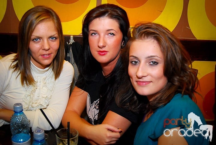 Un nou party în Juice, Juice