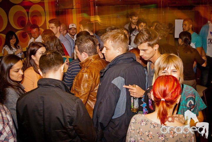 Un nou party în Juice, Juice