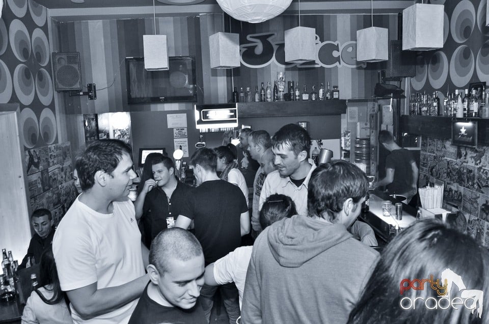 Veselie în Juice Coffeehouse & Lounge Bar, Juice