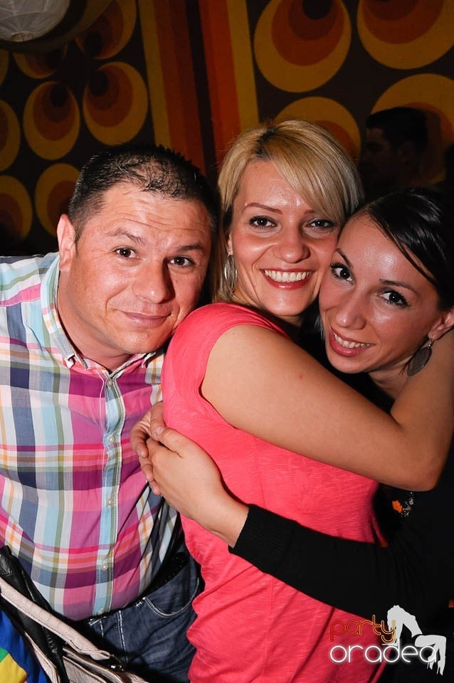Vineri e party în Juice, Juice