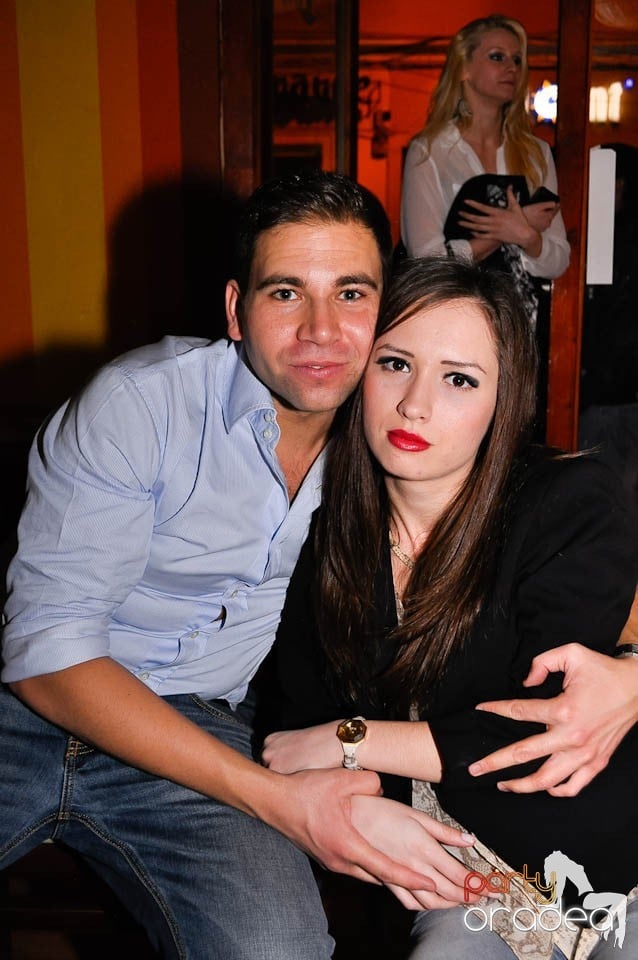 Vineri e party în Juice, Juice