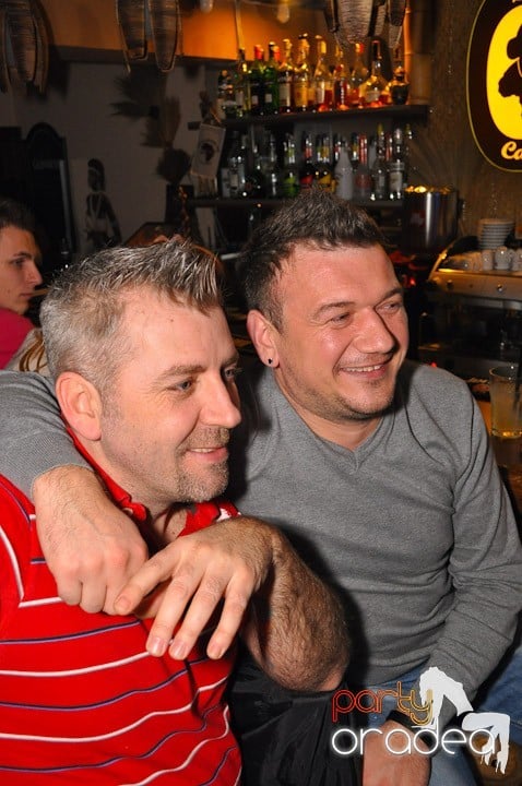 Vineri seara cântăm în Zulu Caffe, Zulu Caffe