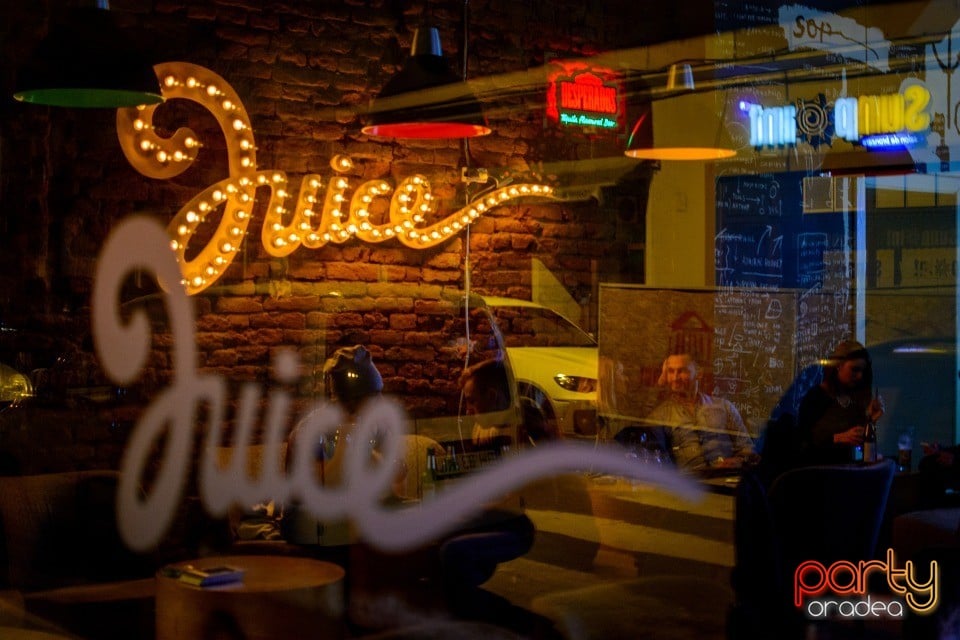 Voie bună la Juice, Juice