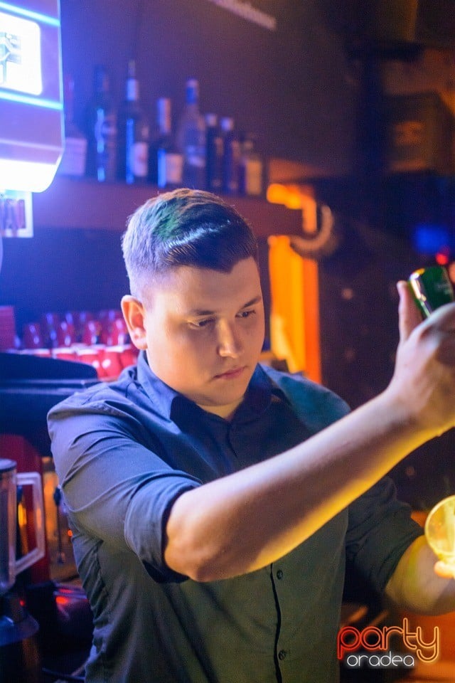 Voie bună la Juice, Juice