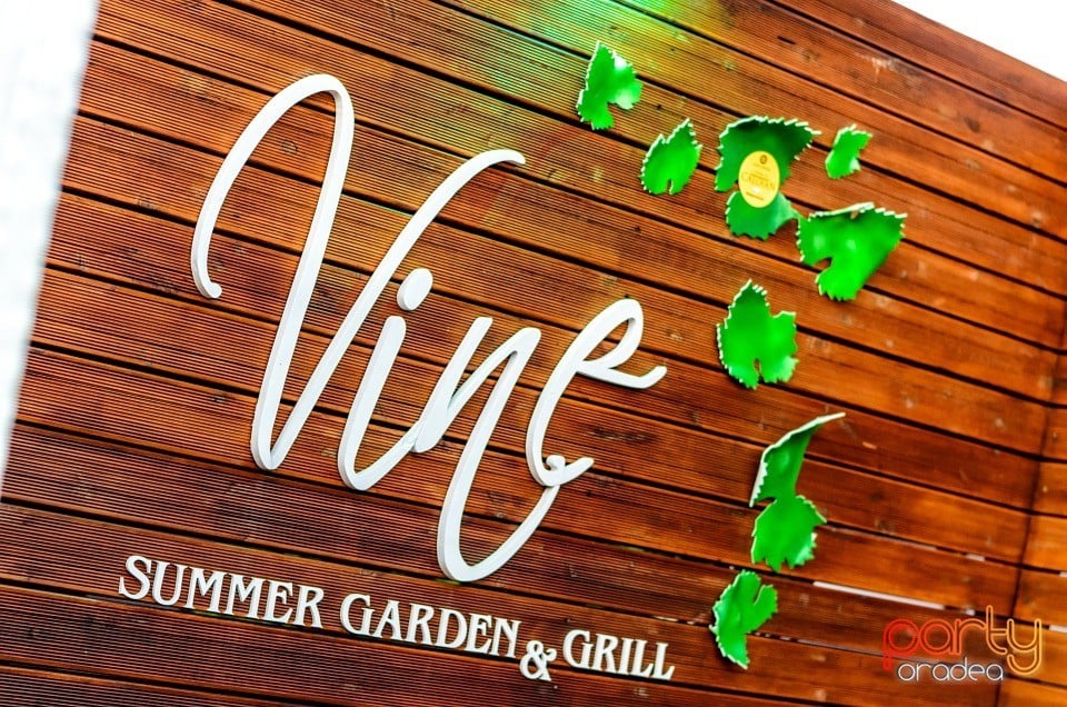 Voie bună la Vine Summer Garden & Grill, Vine Summer Garden & Grill