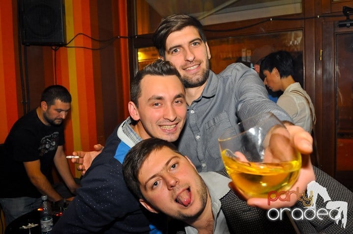 Weekend-ul începe în Juice, Juice