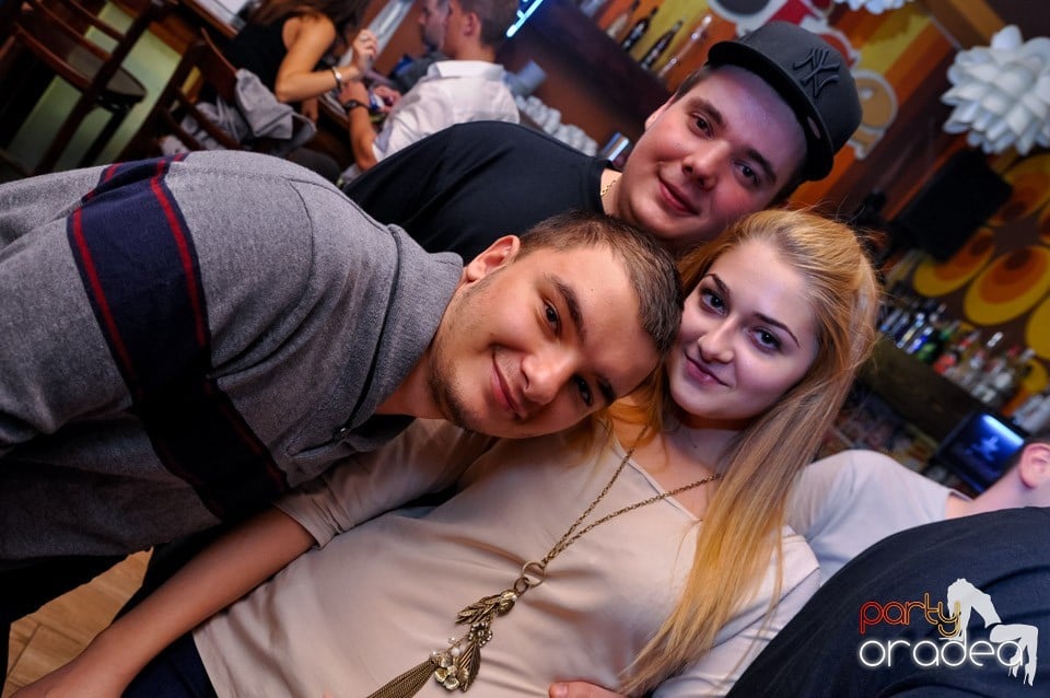 Weekend-ul petrecerilor continuă în Juice, Juice