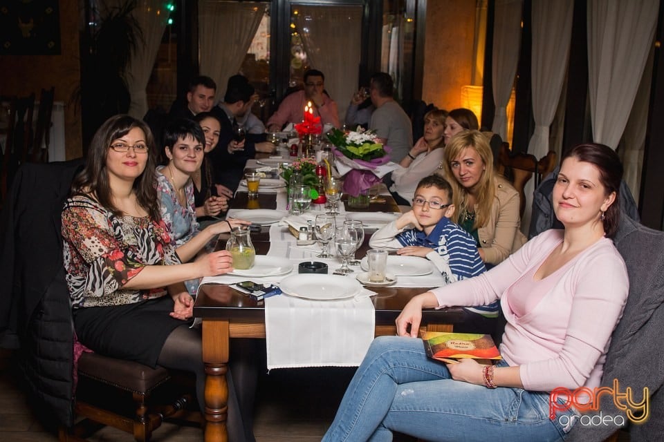 Ziua Maghiarilor în Restaurant Retro, Restaurant Retro