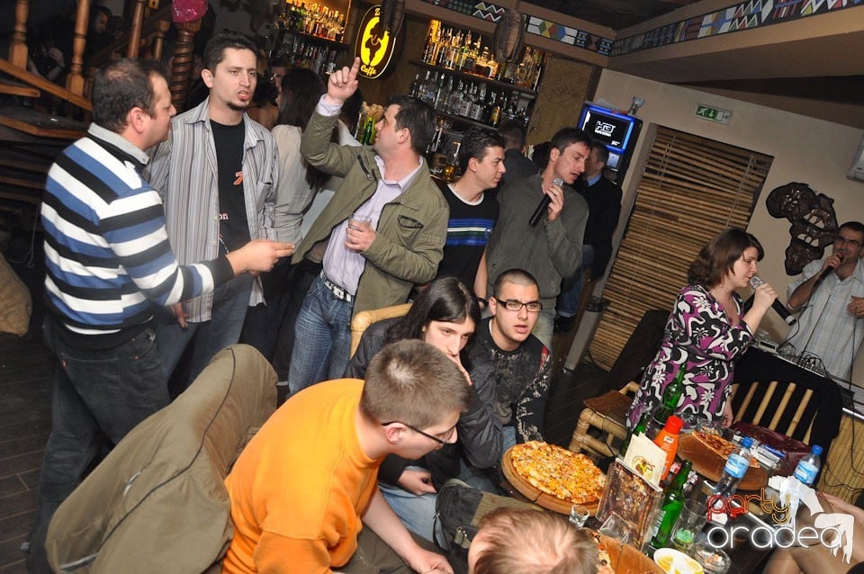 Zulu karaoke party, Zulu Caffe