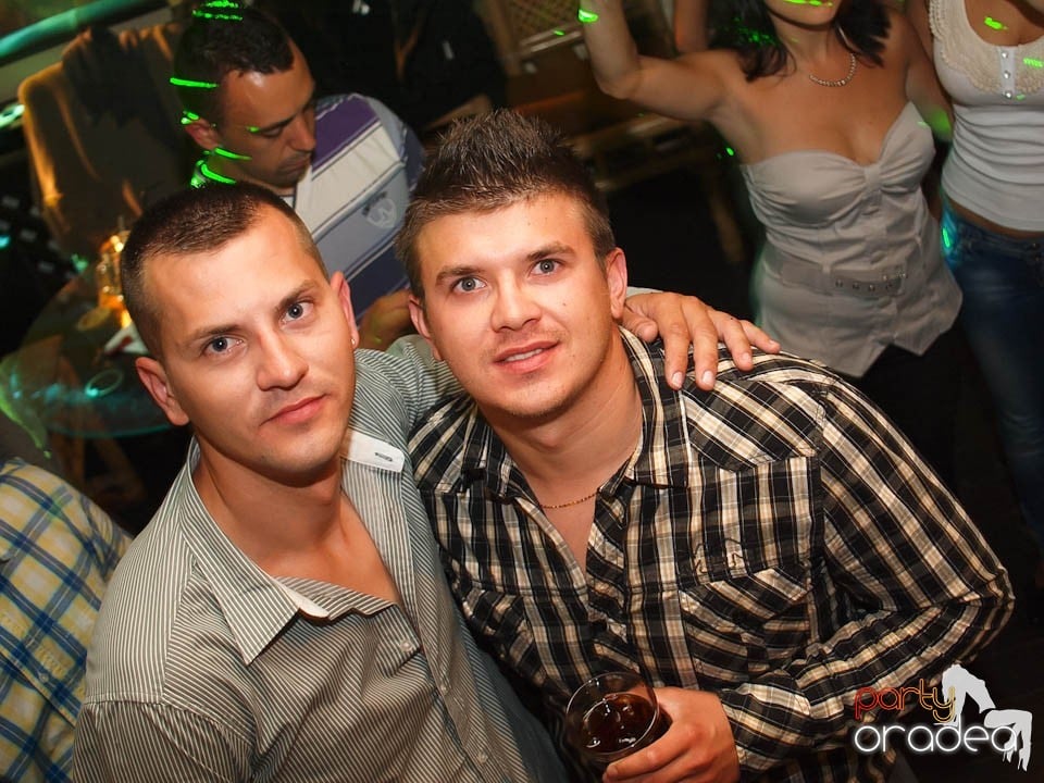 Zulu Saturday Night Party, Zulu Caffe