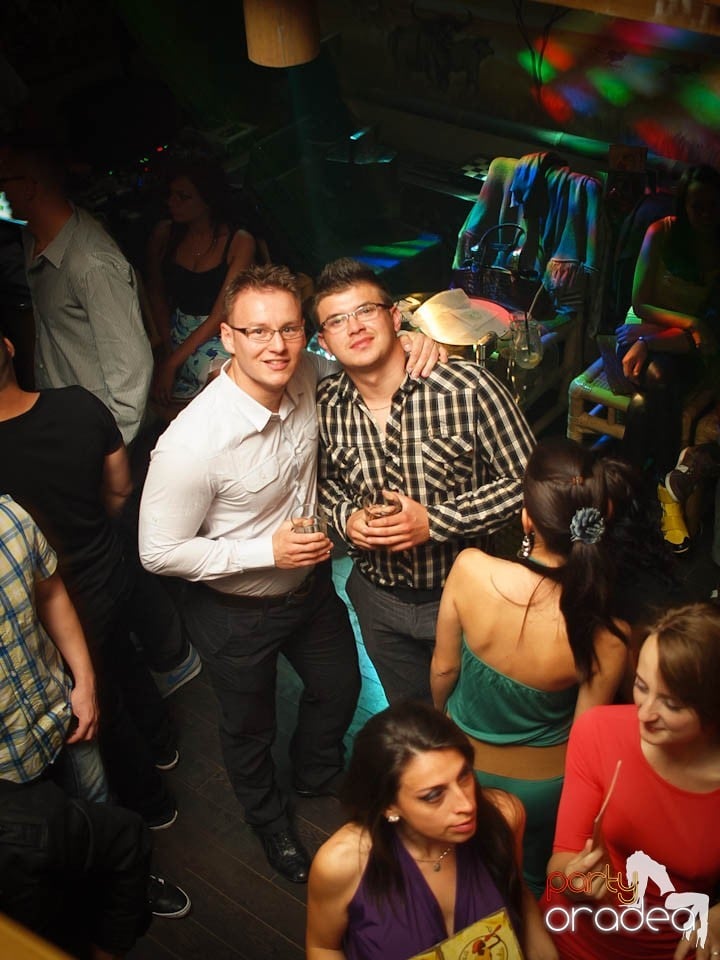 Zulu Saturday Night Party, Zulu Caffe