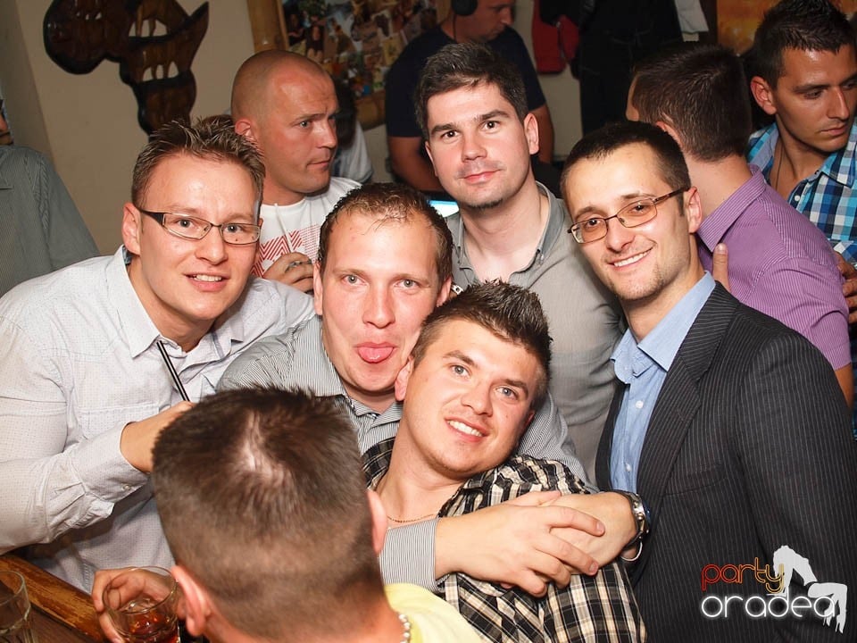 Zulu Saturday Night Party, Zulu Caffe