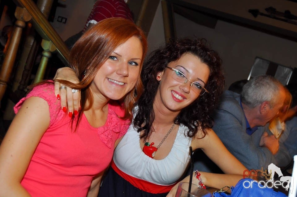 Zulu Saturday Night Party, Zulu Caffe