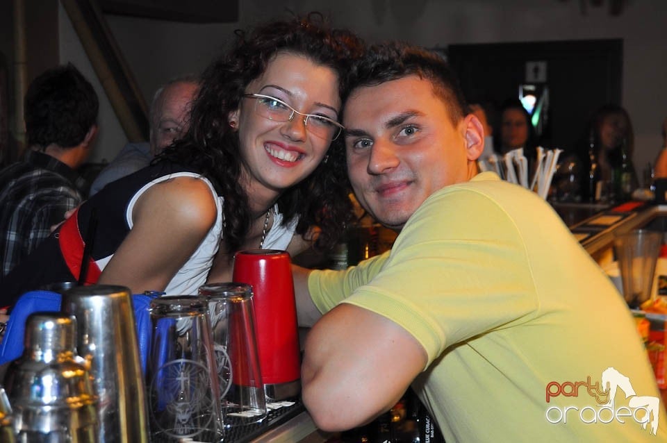 Zulu Saturday Night Party, Zulu Caffe