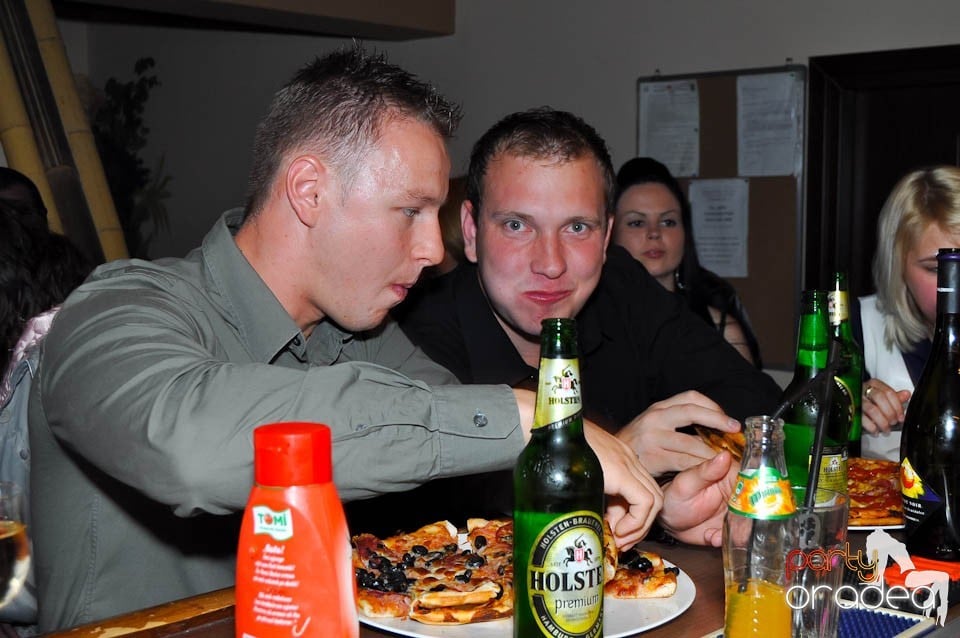 Zulu Saturday Night Party, Zulu Caffe